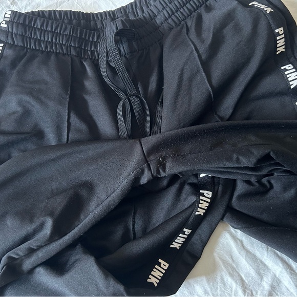 Victoria’s Secret pink off the  Shoulder sweatshirt. - Picture 7 of 7